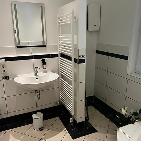 4-zimmerwohnung Im Alten Bahnhof Von Apartamento Marxen